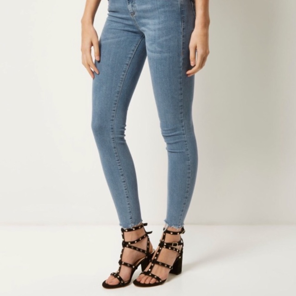 AG Adriano Goldschmied skinny Jeans sz 32 raw hem